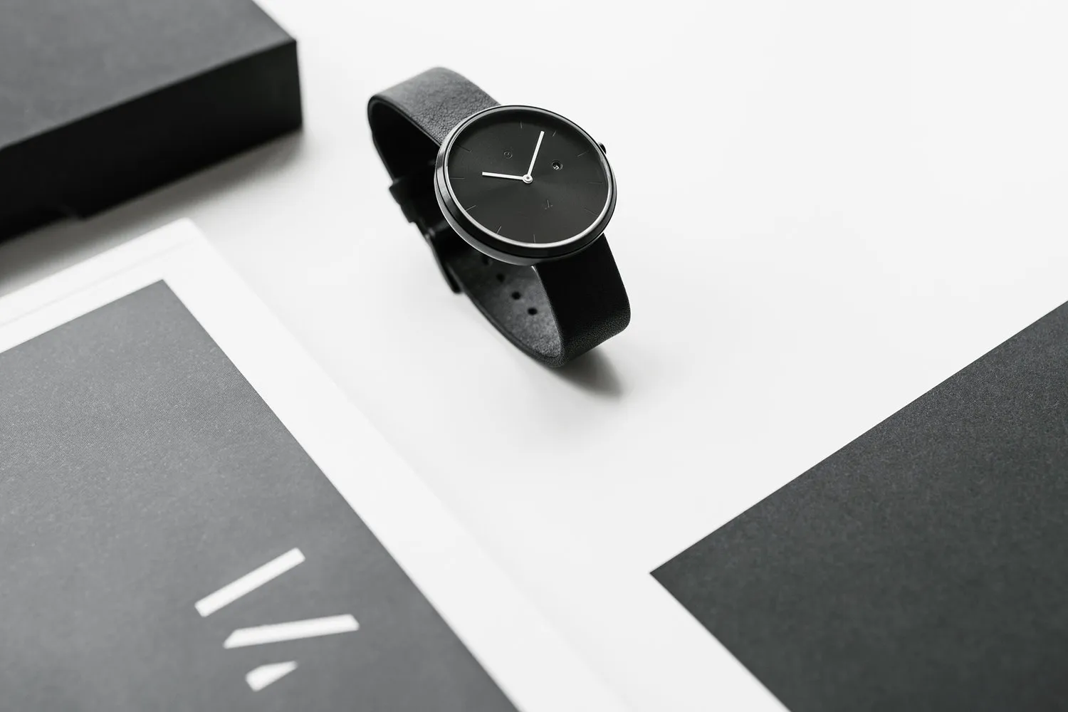 HODINA x Minimalissimo - Defining the archetypal timepiece 2 hodina minimalissimo 5